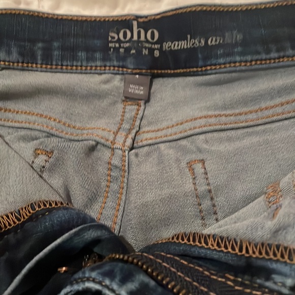 Jeans - Picture 2 of 2